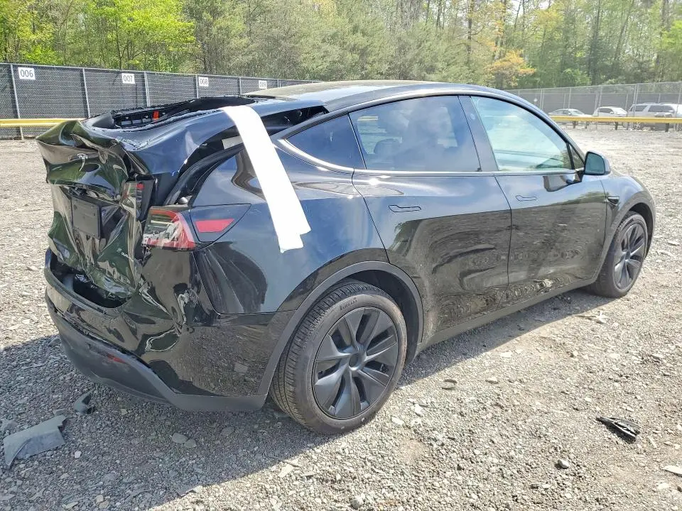 2024 TESLA MODEL Y   