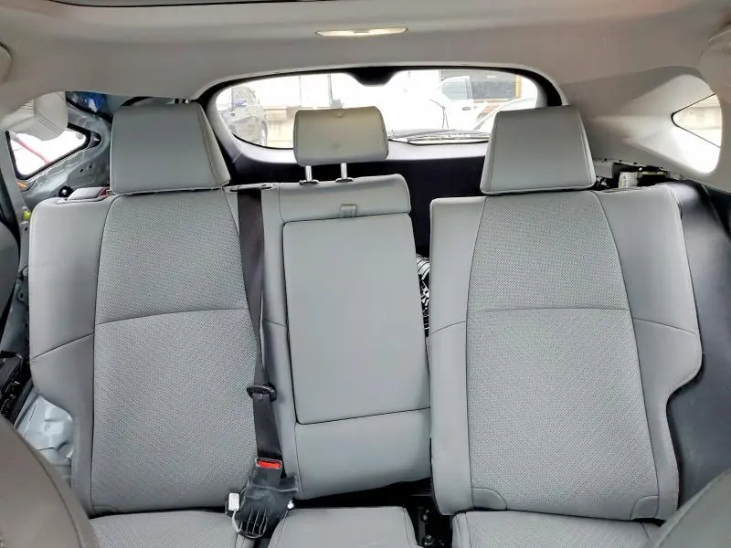 2024 TOYOTA VENZA LIMITED  