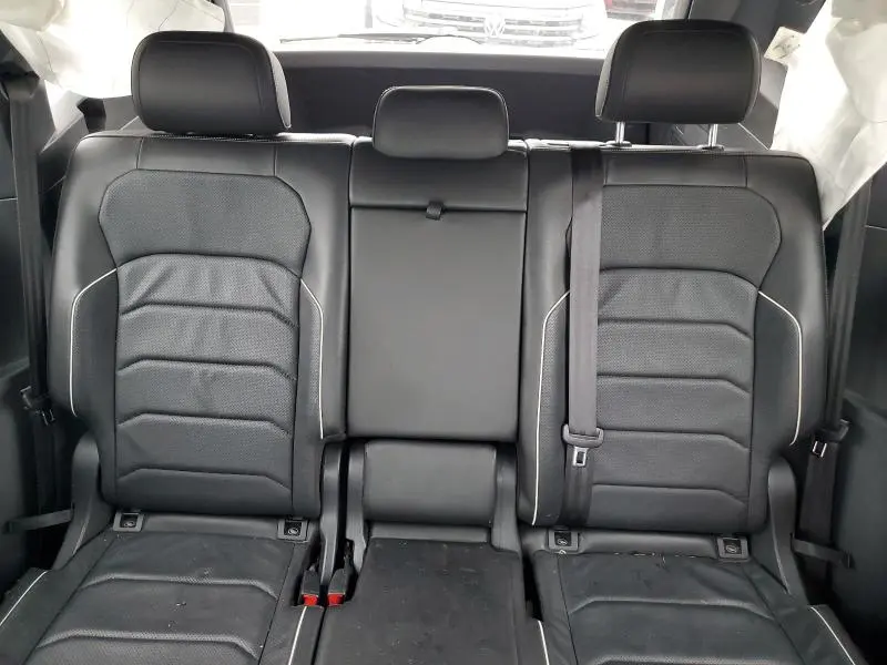 2023 VOLKSWAGEN TIGUAN SEL R-LINE BLACK  