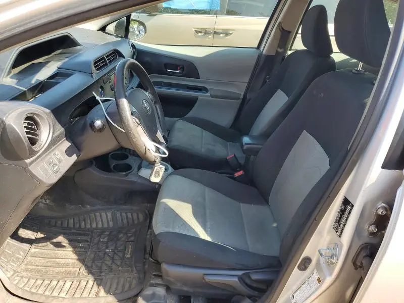 2013 TOYOTA PRIUS C ONE  