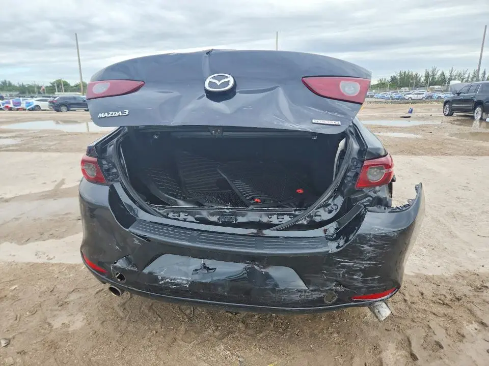 2021 MAZDA 3   