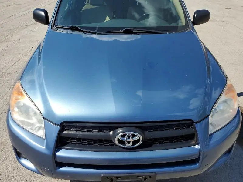 2011 TOYOTA RAV4 BASE  