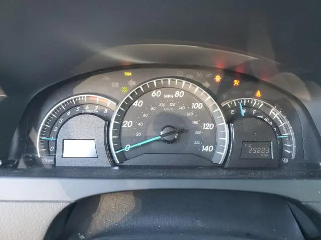 2014 TOYOTA CAMRY SE  