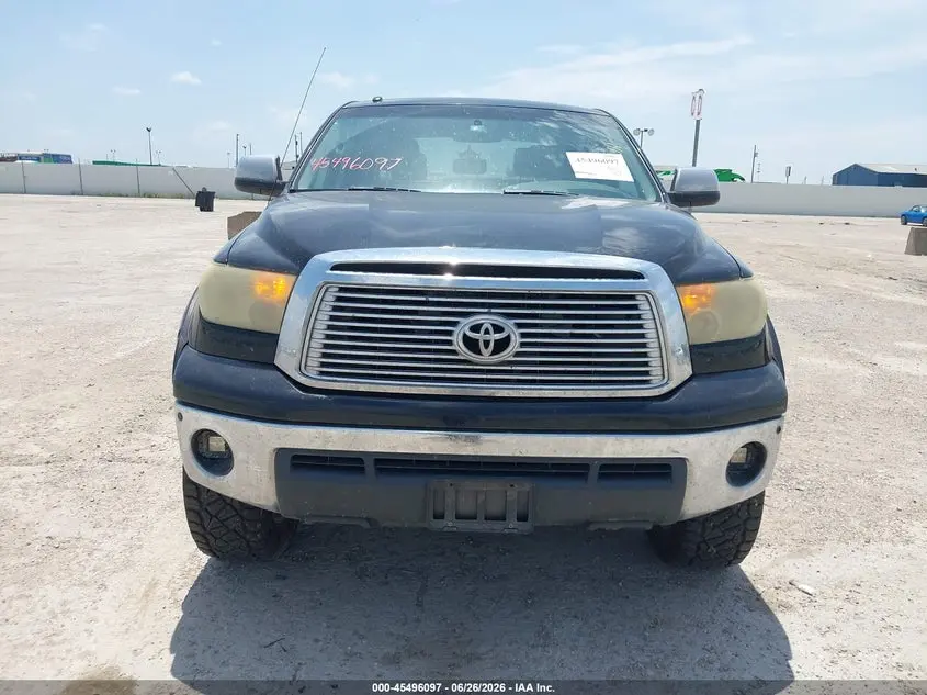 2013 TOYOTA TUNDRA PLATINUM 5.7L V8