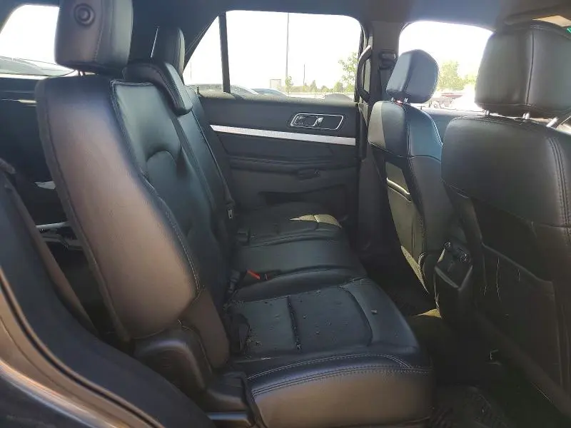 2017 FORD EXPLORER XLT  
