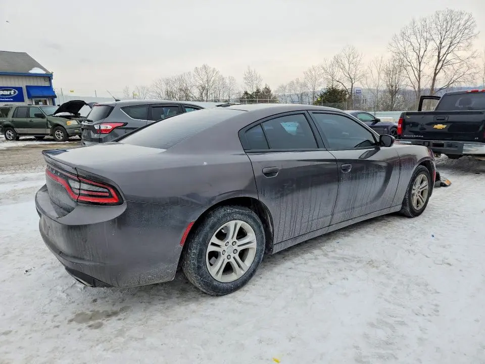 2015 DODGE CHARGER SE  