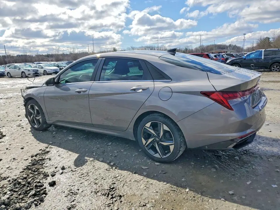 2021 HYUNDAI ELANTRA SEL  