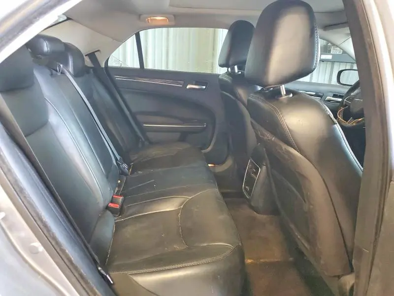 2016 CHRYSLER 300 LIMITED  