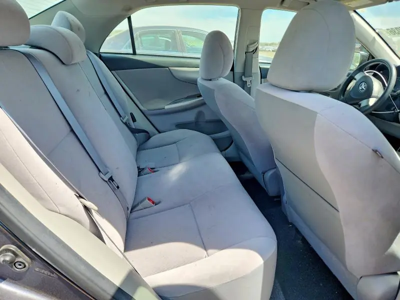 2011 TOYOTA COROLLA LE  