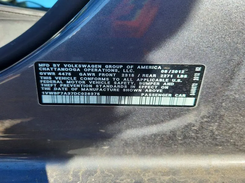 2013 VOLKSWAGEN PASSAT SE  