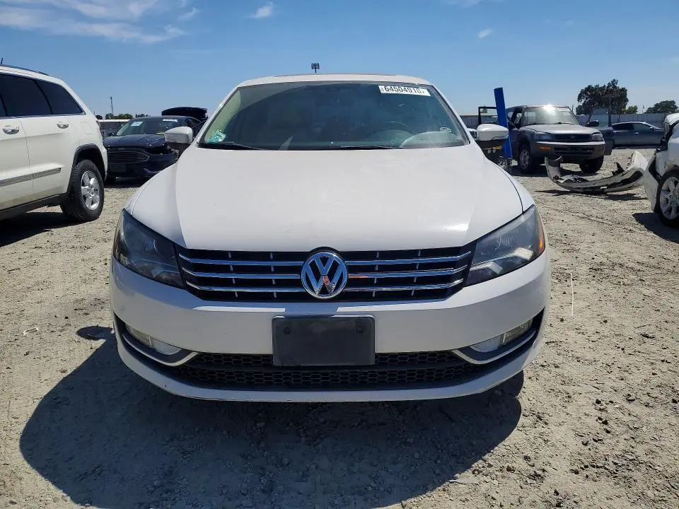2012 VOLKSWAGEN PASSAT SEL  