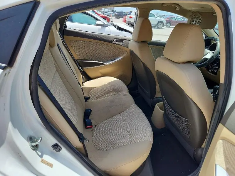 2013 HYUNDAI ACCENT GLS  