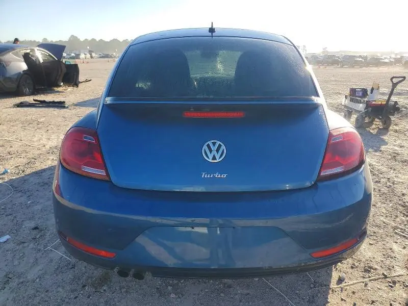 2019 VOLKSWAGEN BEETLE S  