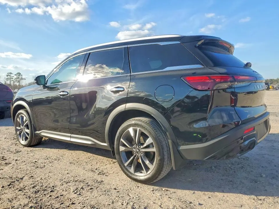 2024 INFINITI QX60 LUXE  