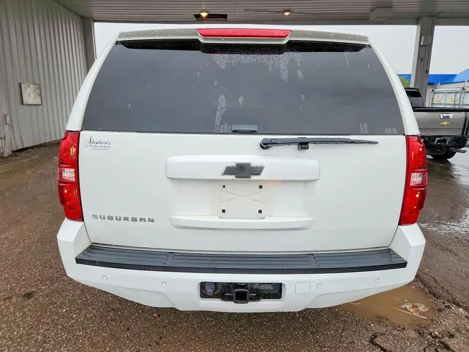 2013 CHEVROLET SUBURBAN K1500 LT  