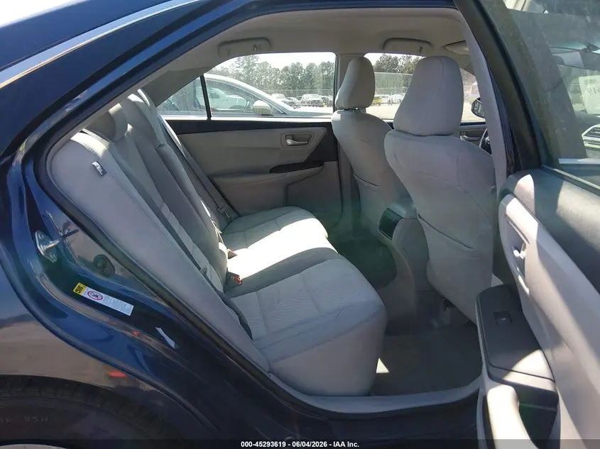2015 TOYOTA CAMRY LE