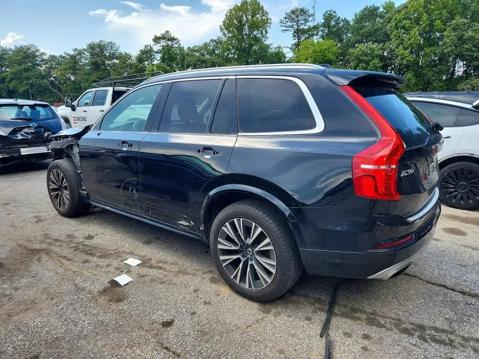 2021 VOLVO XC90 T5 MOMENTUM  