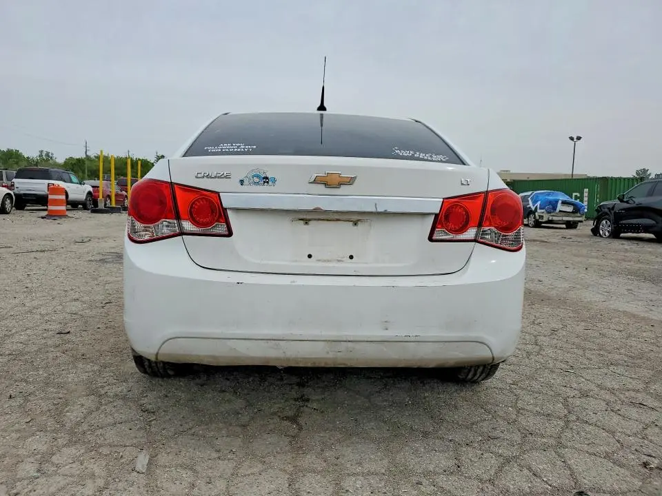 2011 CHEVROLET CRUZE LT  