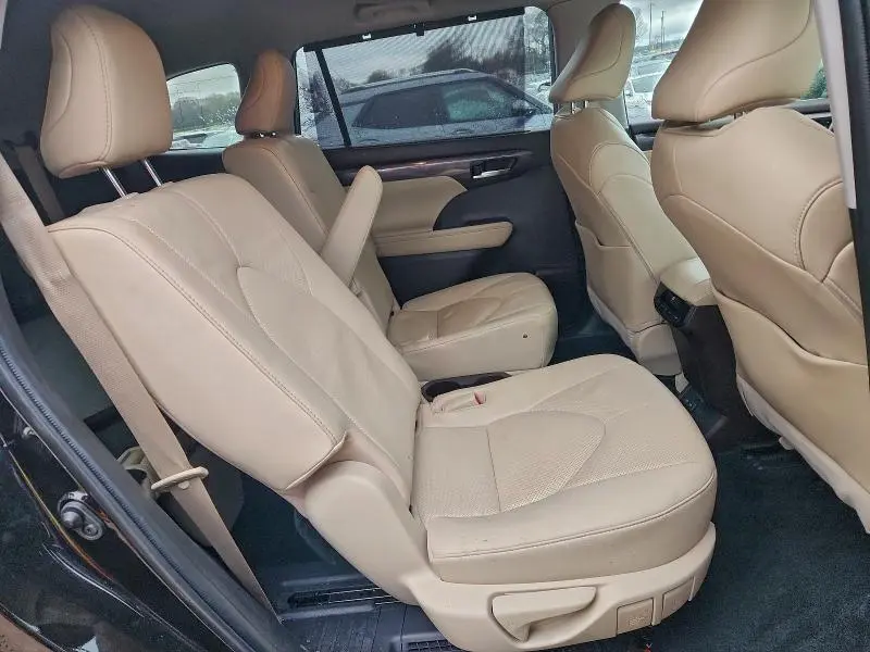 2022 TOYOTA HIGHLANDER HYBRID LIMITED  