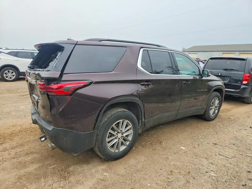 2023 CHEVROLET TRAVERSE LT  