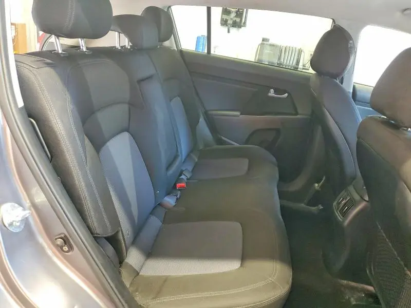 2016 KIA SPORTAGE LX  