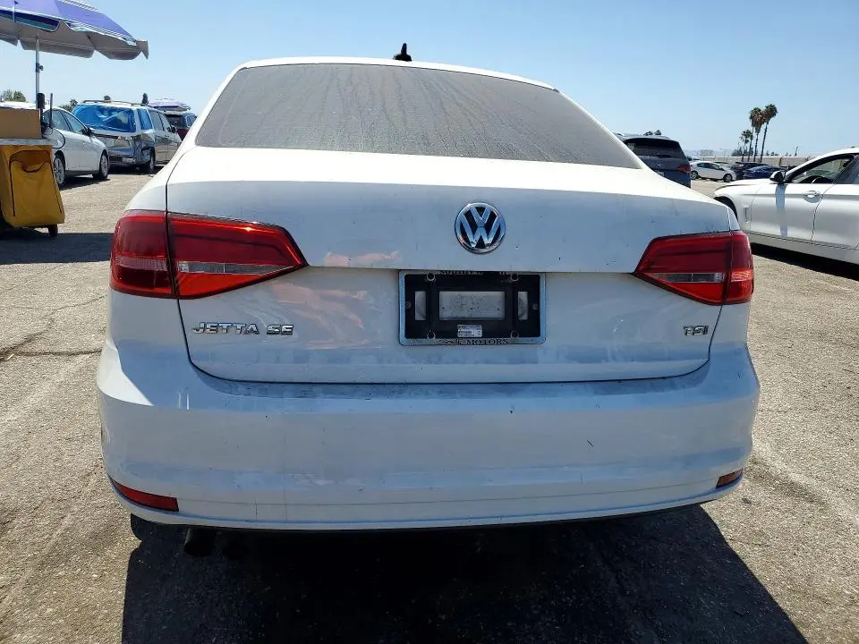 2015 VOLKSWAGEN JETTA SE  