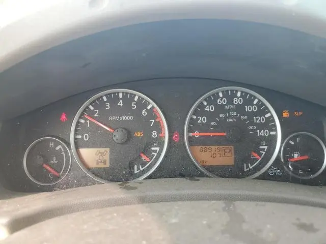 2010 NISSAN FRONTIER CREW CAB SE  