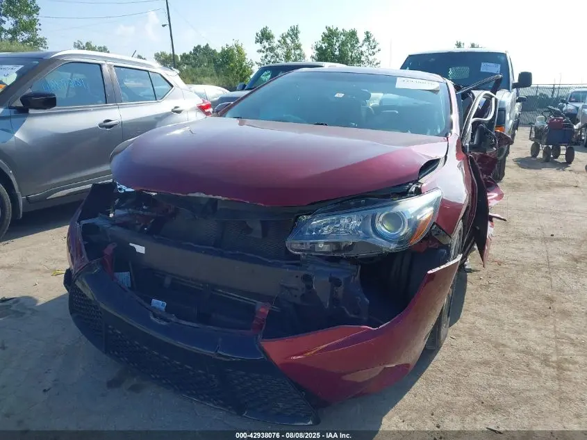 2016 TOYOTA CAMRY SE