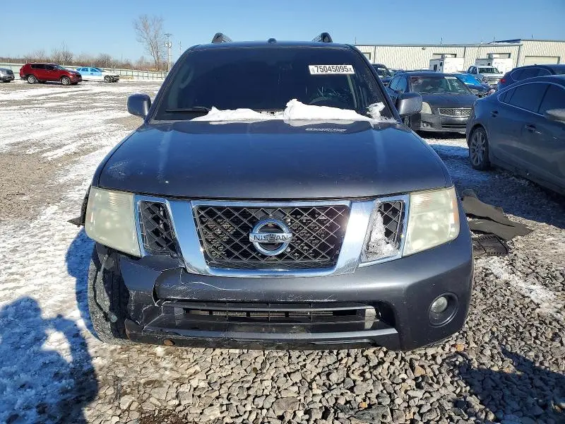 2011 NISSAN PATHFINDER S  