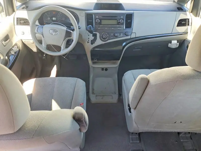 2014 TOYOTA SIENNA L 7-PASSENGER  