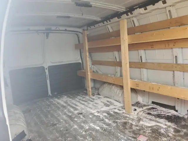 2017 GMC SAVANA G2500  