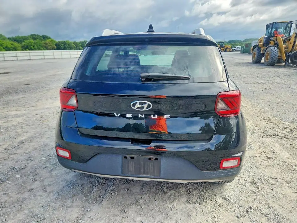 2022 HYUNDAI VENUE SEL  