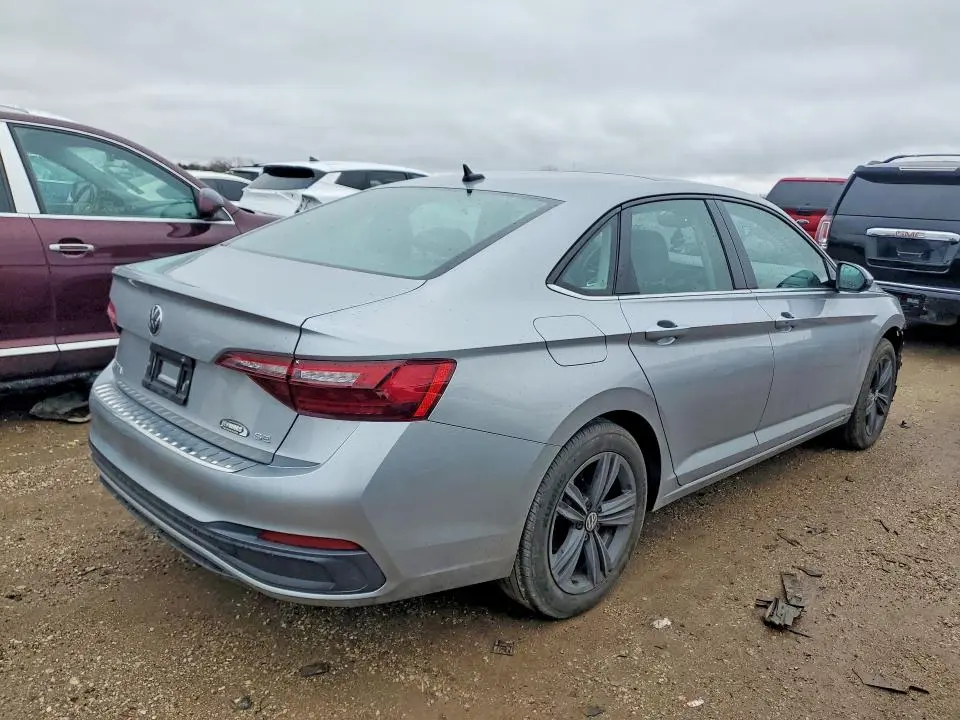 2022 VOLKSWAGEN JETTA SE  