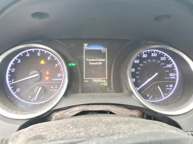 2019 TOYOTA CAMRY   