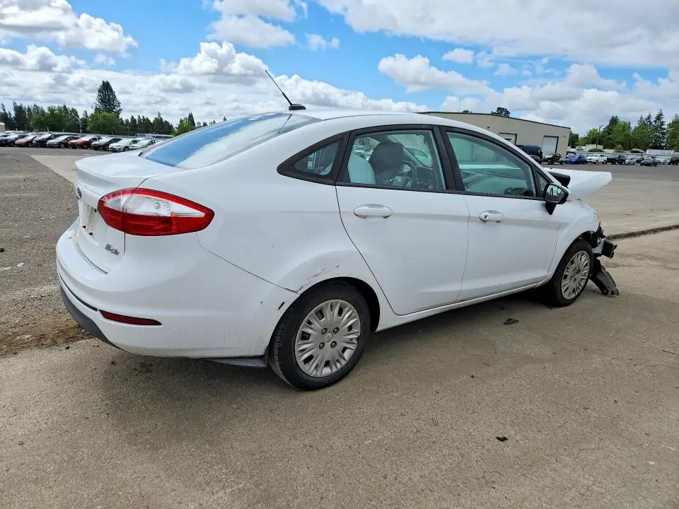2015 FORD FIESTA S  