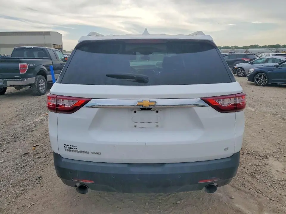 2018 CHEVROLET TRAVERSE LT  