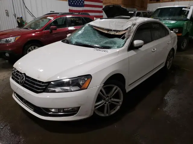 2015 VOLKSWAGEN PASSAT SE
