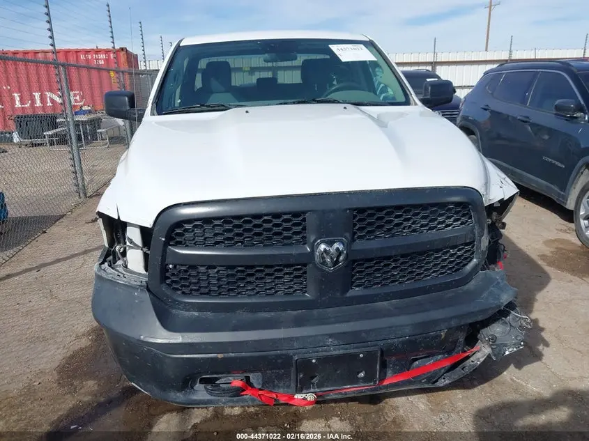 2017 RAM 1500 TRADESMAN  4X4 6'4 BOX