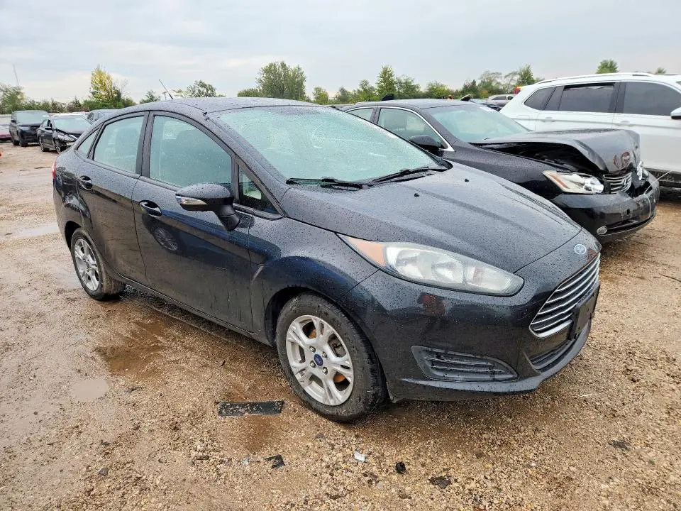 2015 FORD FIESTA SE  