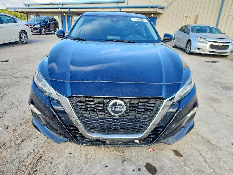 2020 NISSAN ALTIMA SR  