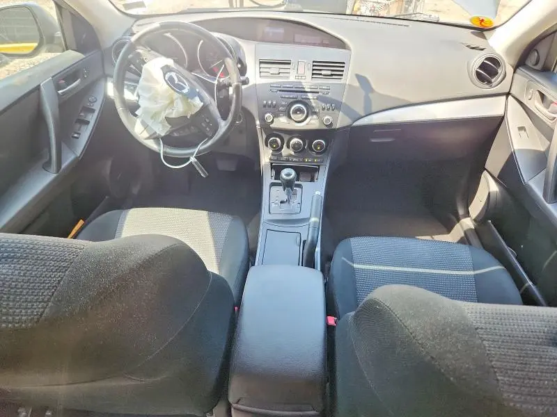 2013 MAZDA 3 I  
