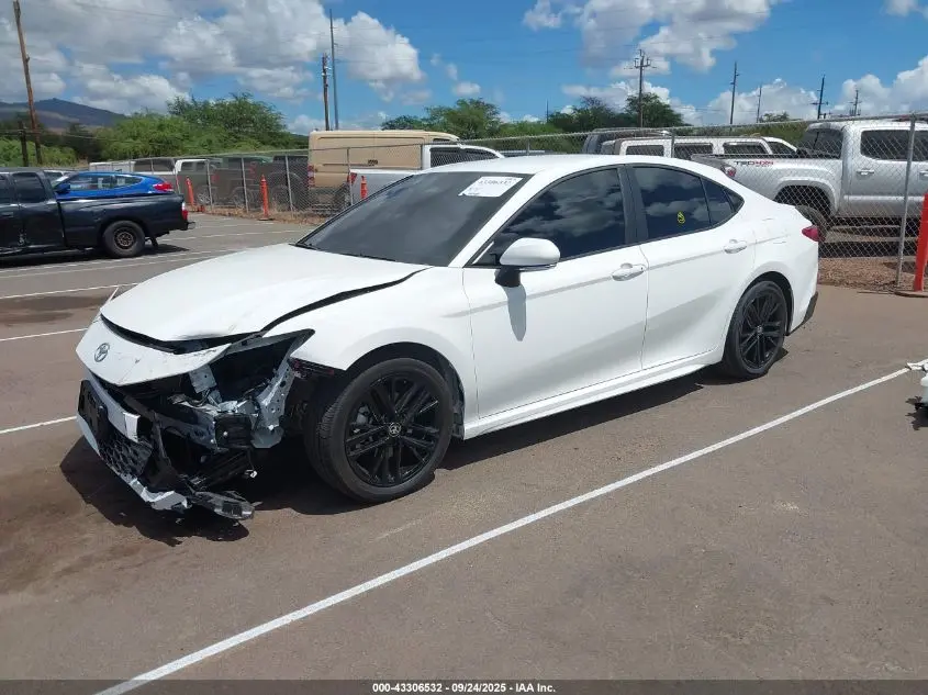 2025 TOYOTA CAMRY SE