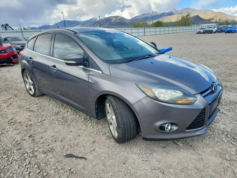 2014 FORD FOCUS TITANIUM  