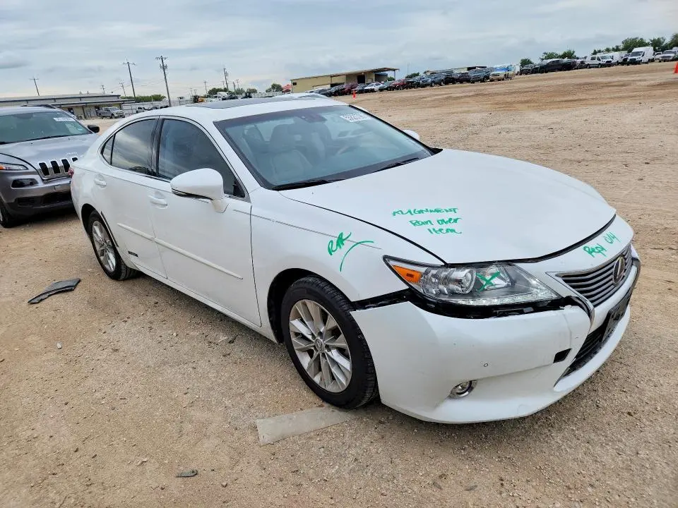 2014 LEXUS ES 300H  