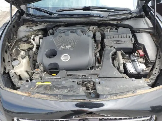2011 NISSAN MAXIMA S  