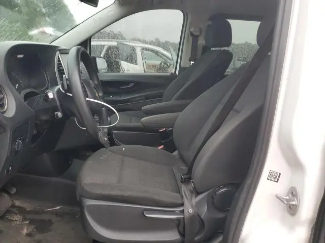 2019 MERCEDES-BENZ METRIS   