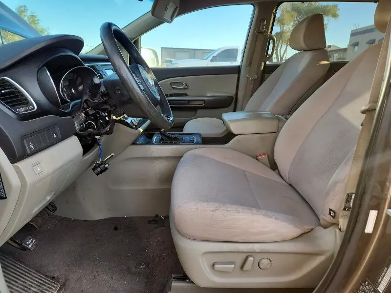 2016 KIA SEDONA LX  