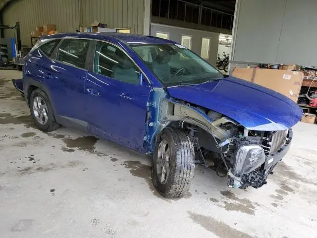 2022 HYUNDAI TUCSON SE  
