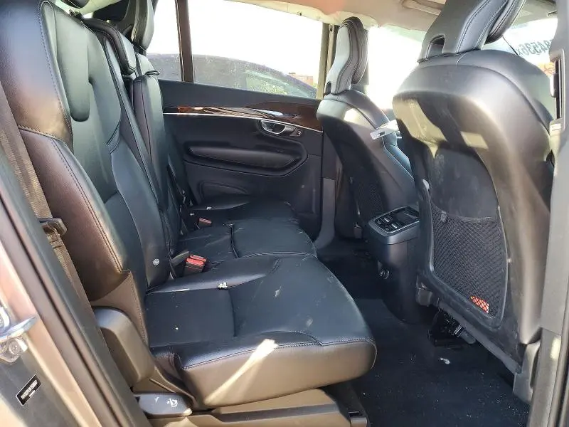 2019 VOLVO XC90 T5 MOMENTUM  
