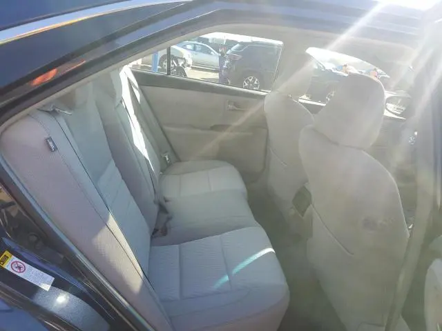 2015 TOYOTA CAMRY LE  